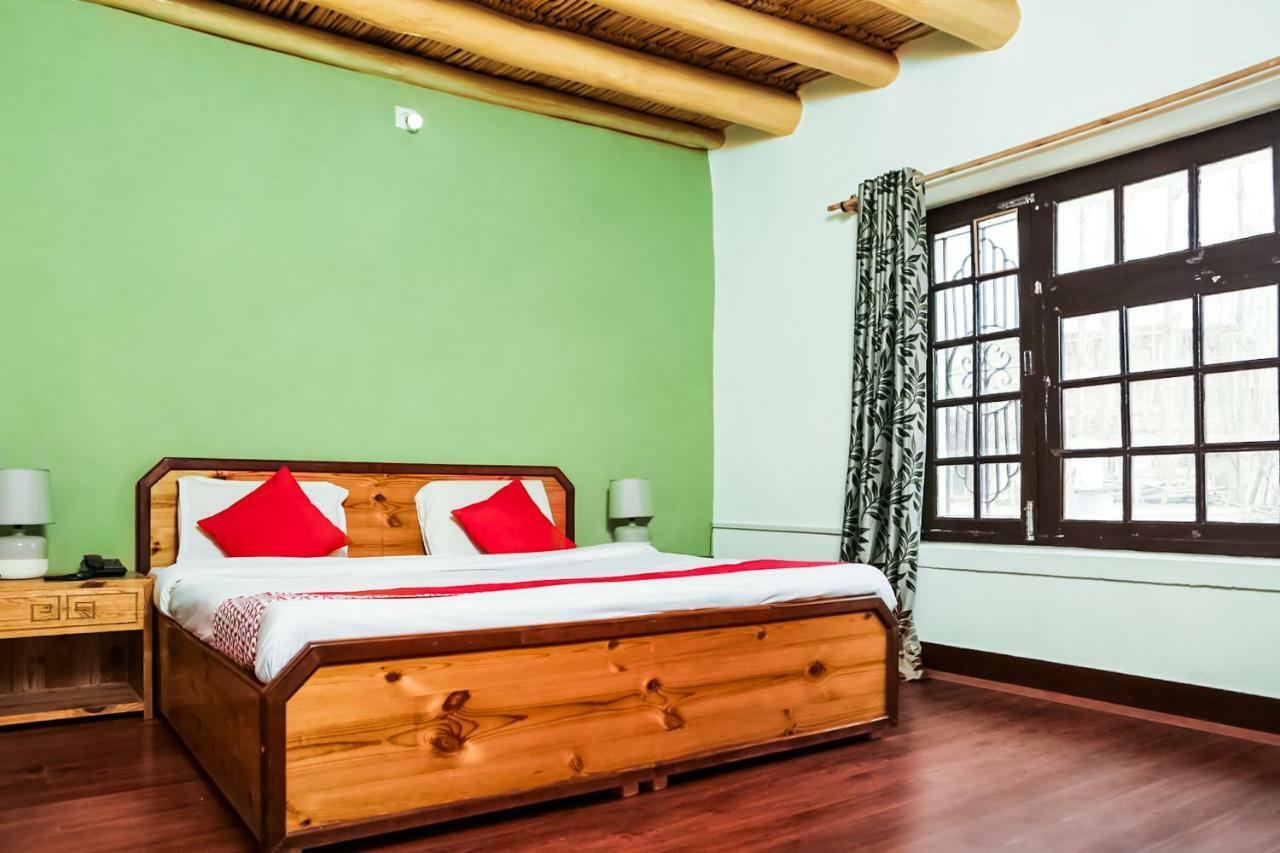 Oyo 37004 City Heart Guest House Leh Buitenkant foto